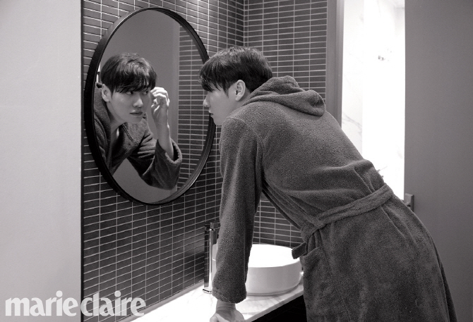 김영광, 독보적인 비주얼                                                                                                                                                                           