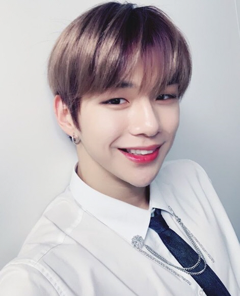 강다니엘, '만우절' 착해서 잘 속아줄 것 같은 ★ 1위