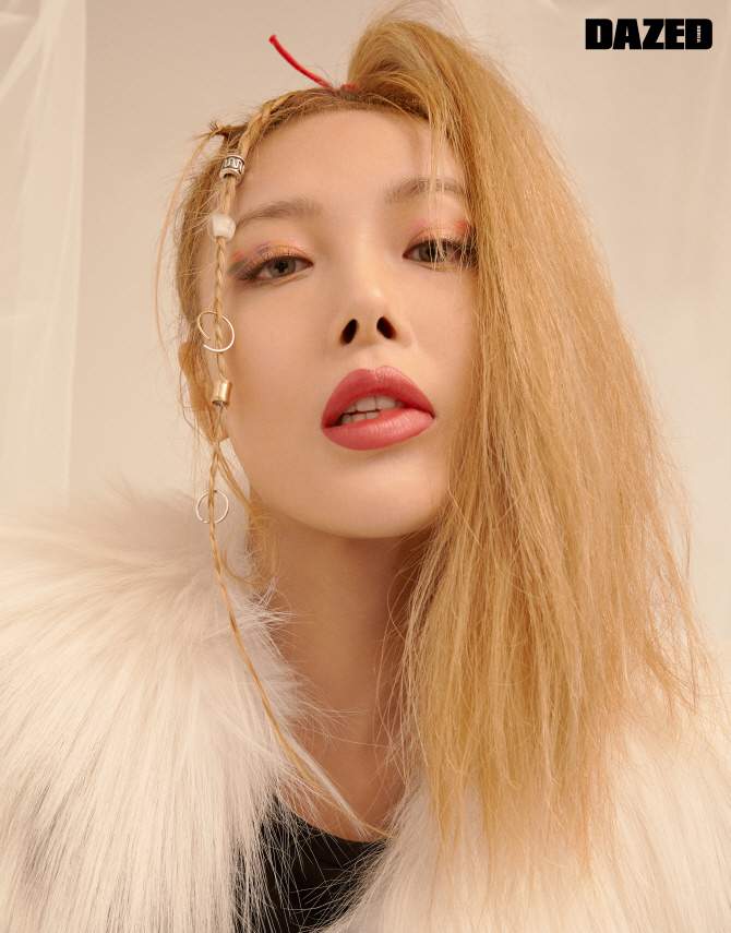 유빈, 카리스마 넘쳐                                                                                                                                                                               