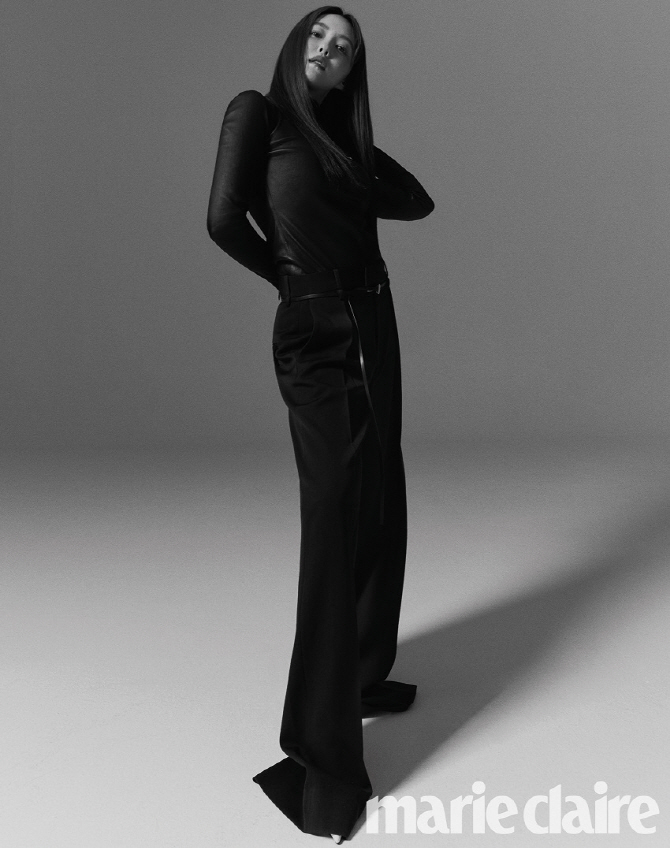  효민, 미니멀 패션                                                                                                                                                                                