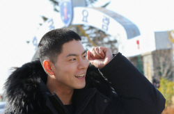 [포토] 배우 홍종현 현역입대                                                                                                                                                                             