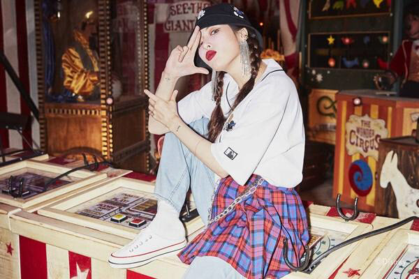 현아, MLB 모델 발탁                                                                                                                                                                               