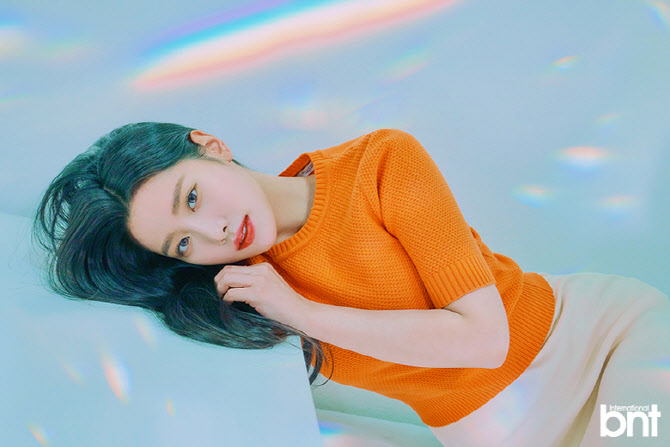  조현, 팔색조 매력                                                                                                                                                                                