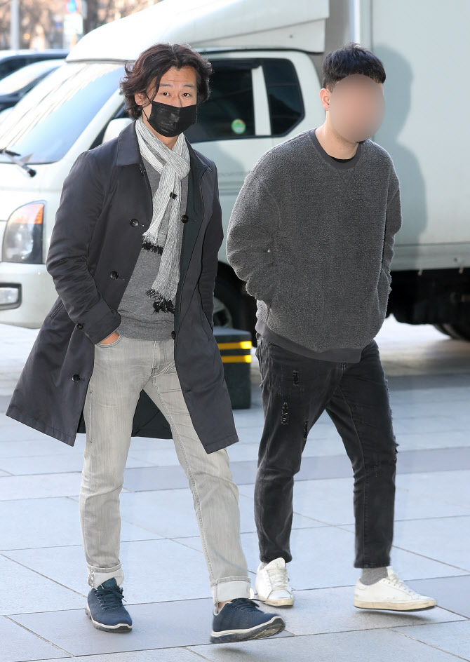 박혁권, 매니저와 발맞춰 입장                                                                                                                                                                            