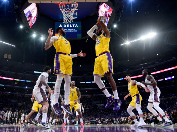 코로나19로 멈춘 NBA, 잔여 일정 취소되면 '5억달러' 손해 예상