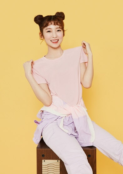  오마이걸 아린, 화보 공개 '깜찍 미소'                                                                                                                                                   