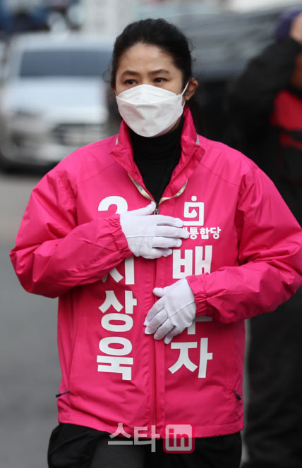 정치에 선그은 연예계…지원유세·홍보물 도용도 'NO'