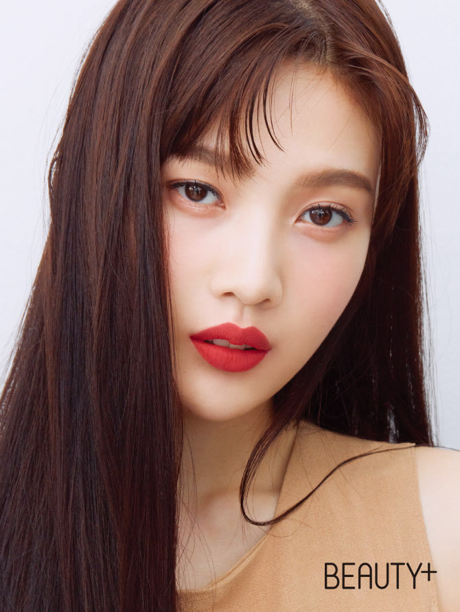  레드벨벳 조이, 몽환적인 눈빛                                                                                                                                                                     