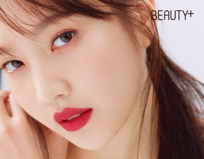  레드벨벳 조이, 강렬 눈빛                                                                                                                                                                         