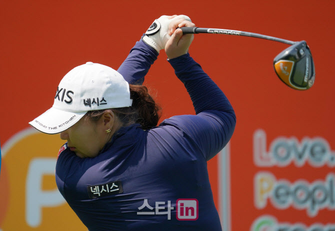 박신영 '백스윙은 이렇게'                                                                                                                                                                