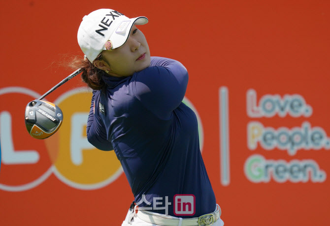 박신영 '목표지점으로 날아라'                                                                                                                                                            