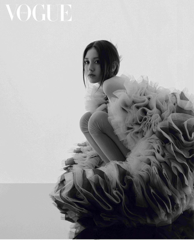  전소미, 색다른 분위기                                                                                                                                                                            