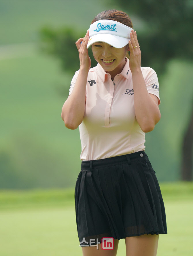 안소현 '웃음 감출수가 없어'                                                                                                                                                             