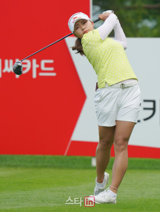 김지영 '집중해서 선두로 간다'                                                                                                                                                           