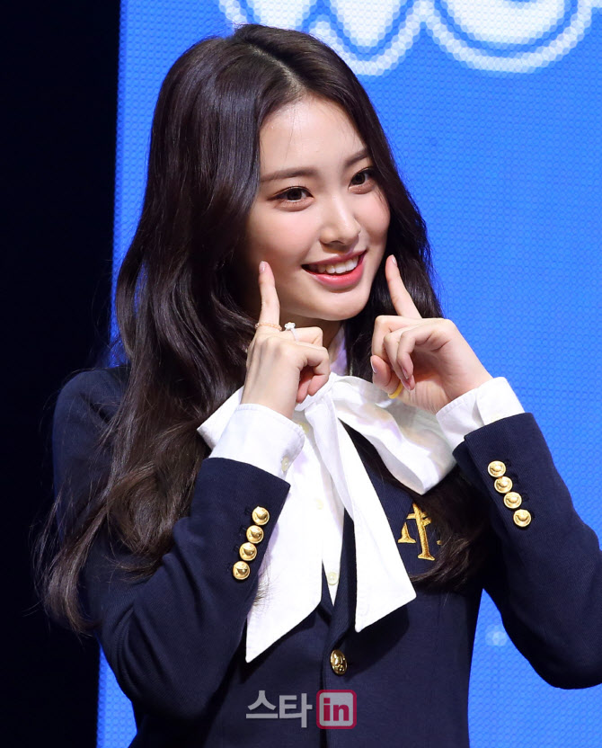 위클리 조아, '깜찍'                                                                                                                                                                     