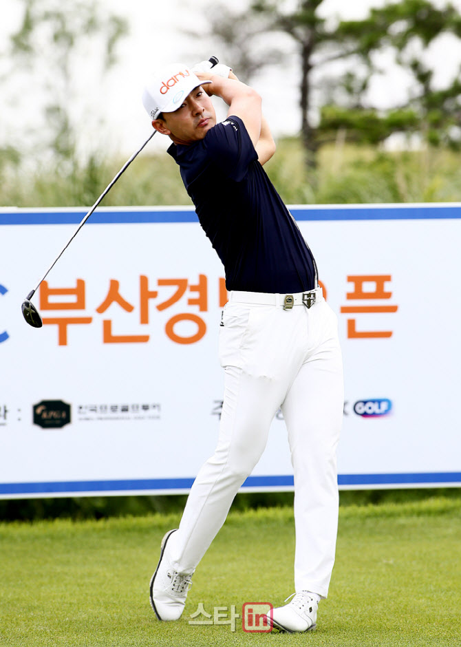  홍순상 '부산 경남을 평정하러 왔다'                                                                                                                                                     