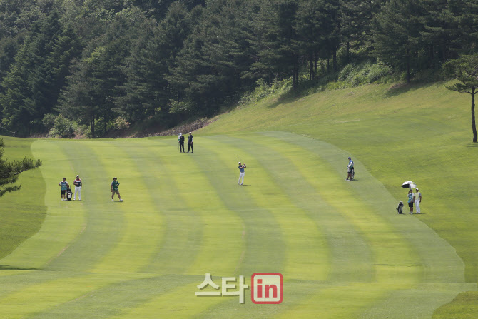 사우스케이프 18홀 치는 비용이면 사우스링스 영암에서 3번 라운드