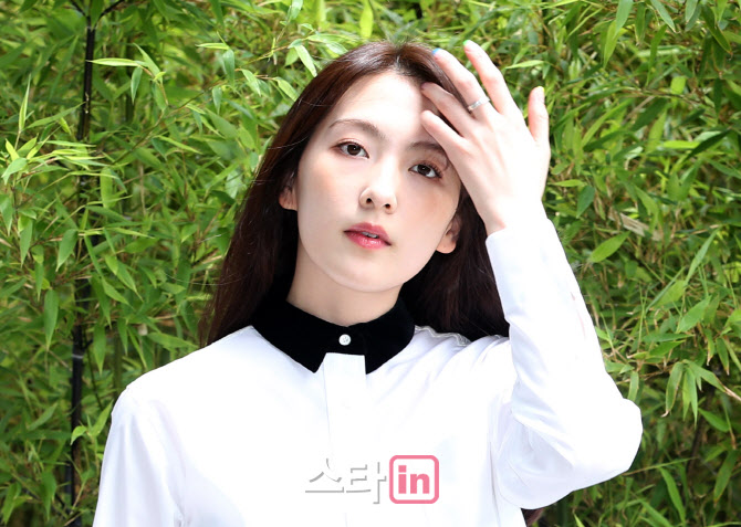 배우 강지영, '시크'                                                                                                                                                                     