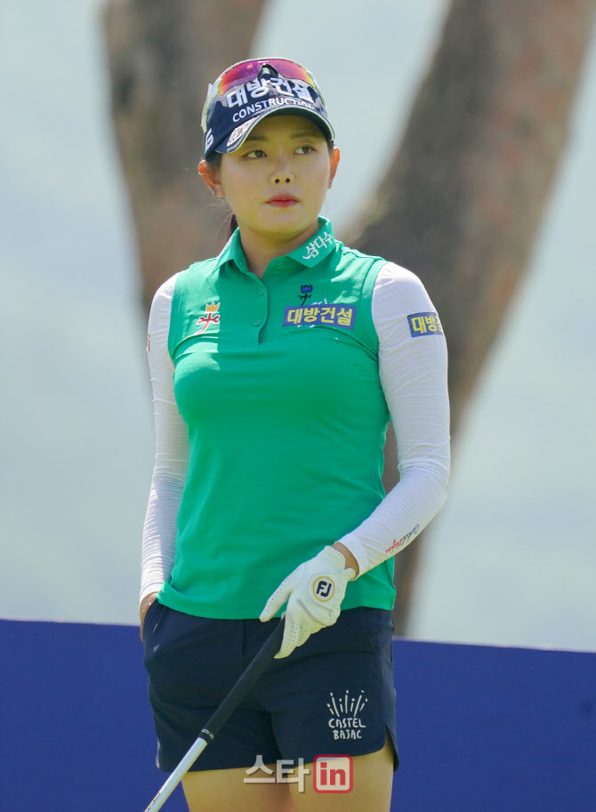 현세린 '실수없이 잘해보자'                                                                                                                                                              