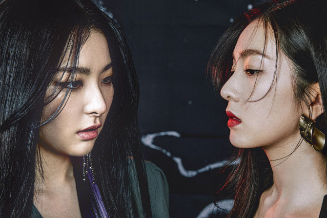 아이린·슬기 ‘Monster’로 강렬한 변신                                                                                                                                                            