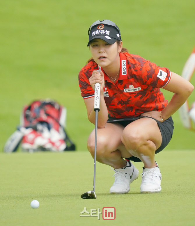 김지현 '버디를 도전해보자'                                                                                                                                                              