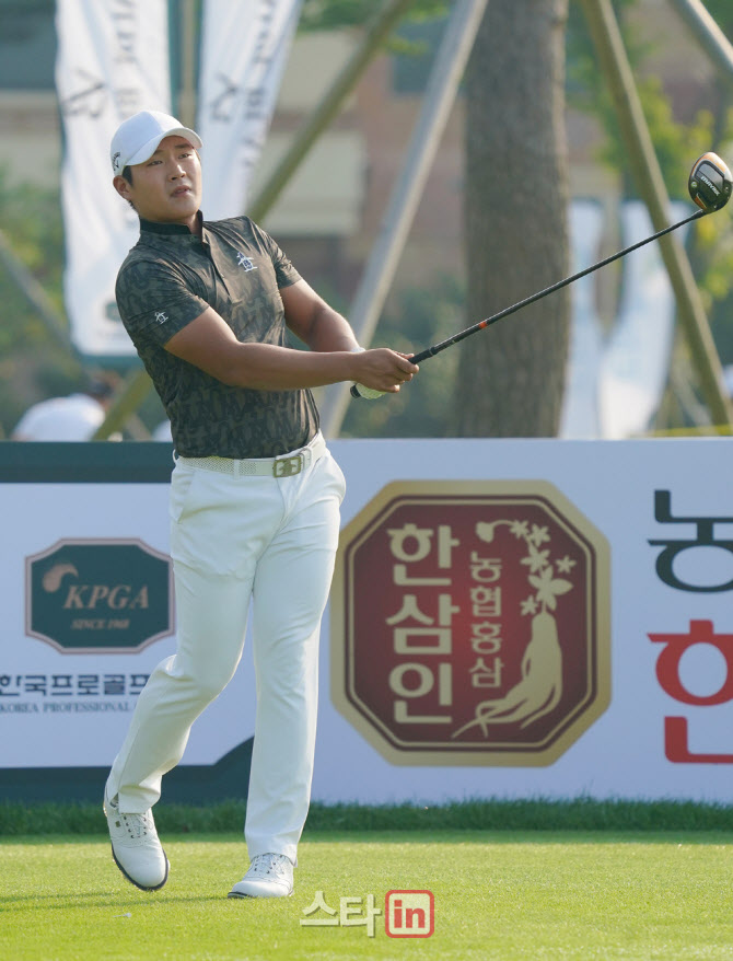 서요섭 '멀리 날아가라'                                                                                                                                                                  