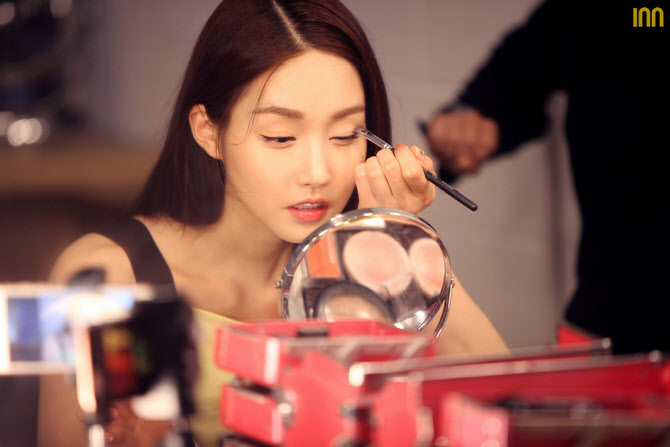 김유미, 뷰티 금손 등극                                                                                                                                                                            