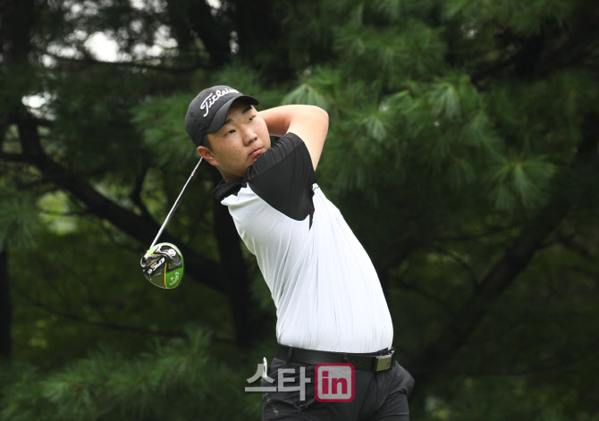 남자 중등부 3위 문동현의 티샷                                                                                                                                                                     