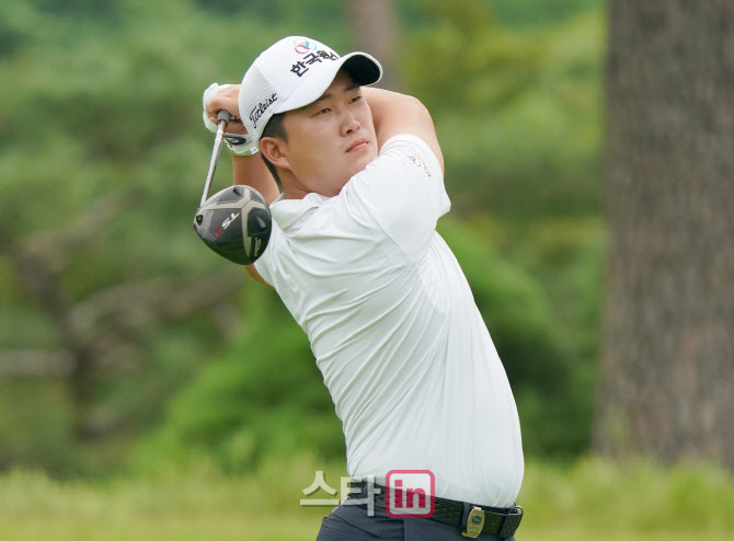 김영웅 '차분하게 올라가자'                                                                                                                                                              