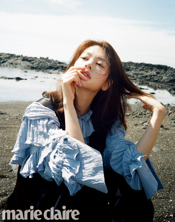 정소민, 매혹적인 매력 담긴 화보…'미모 물 올랐네!'                                                                                                                                            
