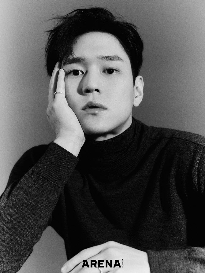 '청년 고경표'의 순수한 모습…신비로운 눈빛                                                                                                                                                    