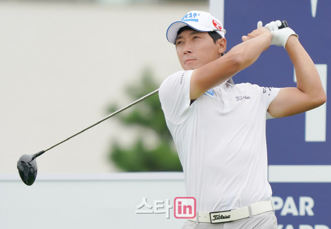 이동민 '차분히 타수를 줄인다'                                                                                                                                                           