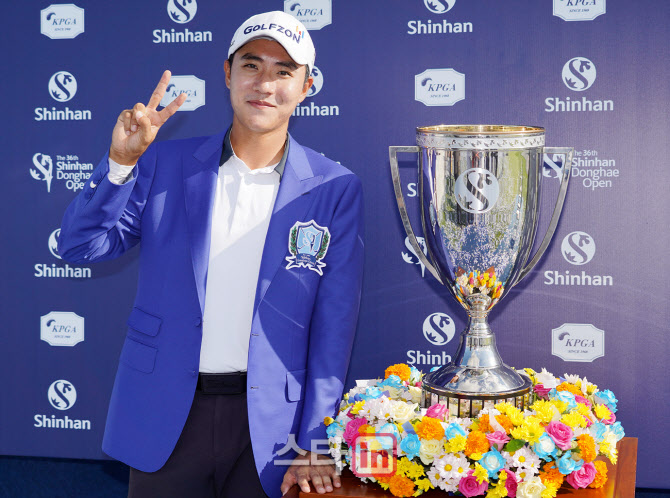 김한별 '우승 행복해요'                                                                                                                                                                  