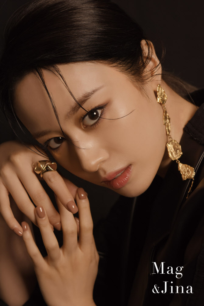 티아라 지연, 성숙미 넘치는 화보 공개                                                                                                                                                                    