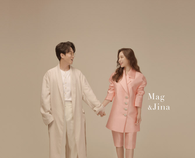 박성광♡이솔이, 사랑스러운 부부 화보 공개                                                                                                                                                               