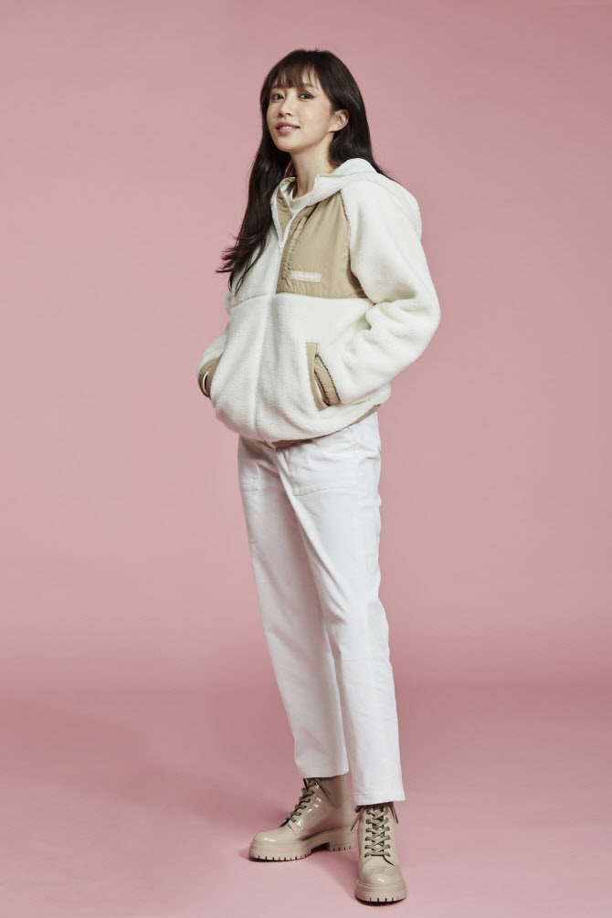 하니, 스포티한 패션                                                                                                                                                                               