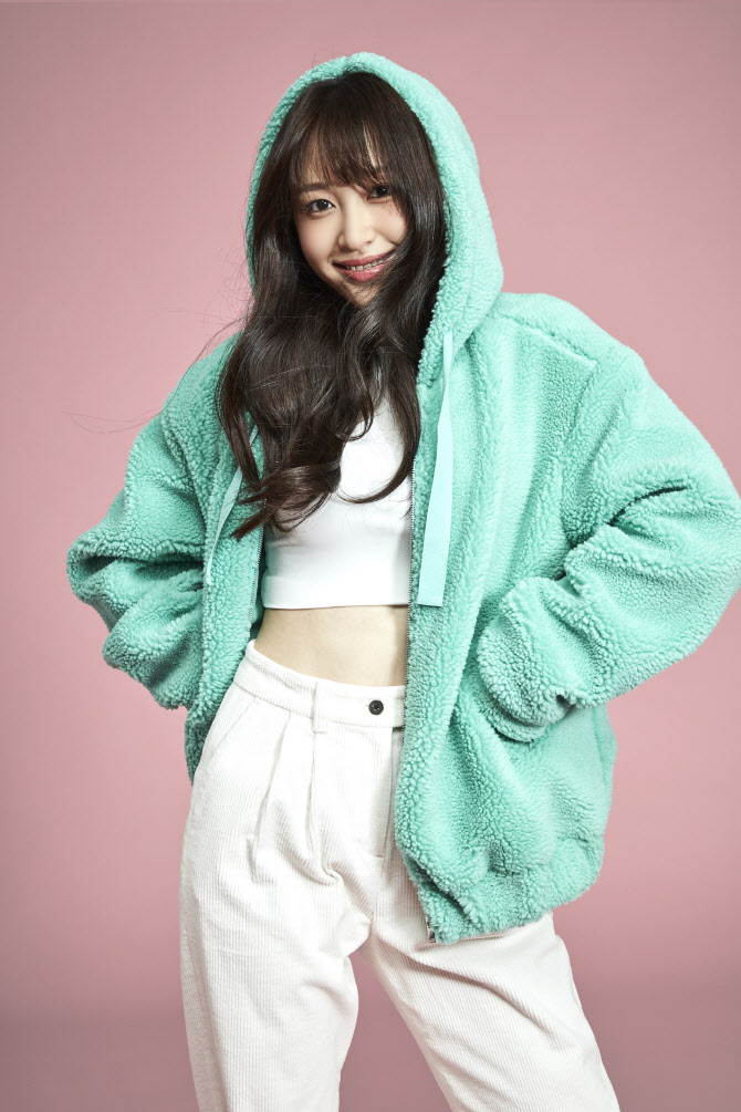 하니, 상큼한 미소                                                                                                                                                                                 