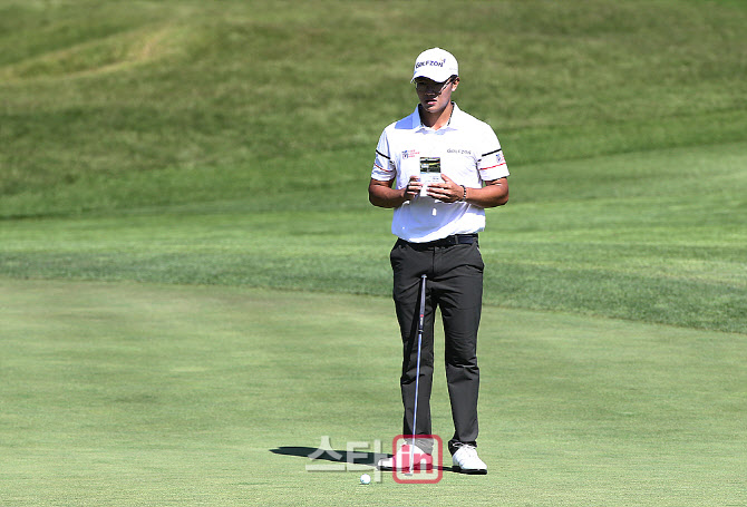  김성현 '버디를 노리는 꼼꼼함'                                                                                                                                                          