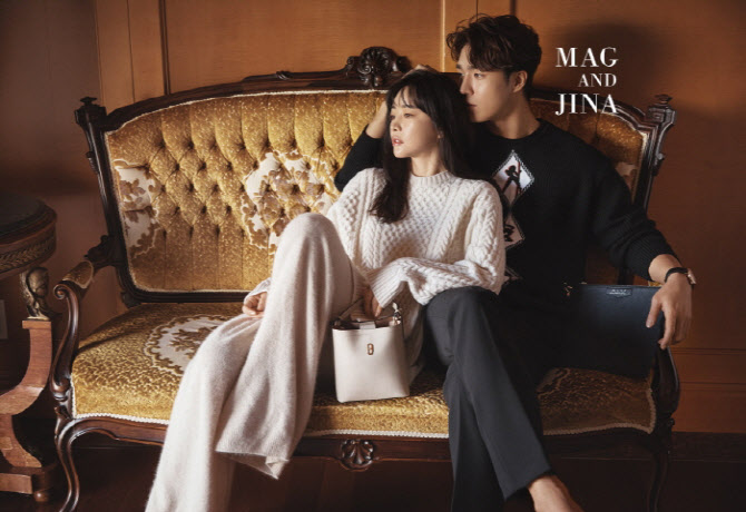 홍수아·서하준, 매력적인 커플 화보                                                                                                                                                                