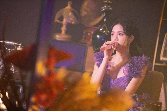  블랙핑크 지수, 인형 같은 자태                                                                                                                                                                    