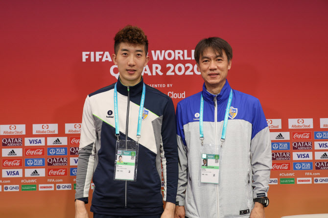 Manager Hong Myung-bo and Jo Hyun-woo “It’s not that you win soccer just because your ransom is high” (Interview)