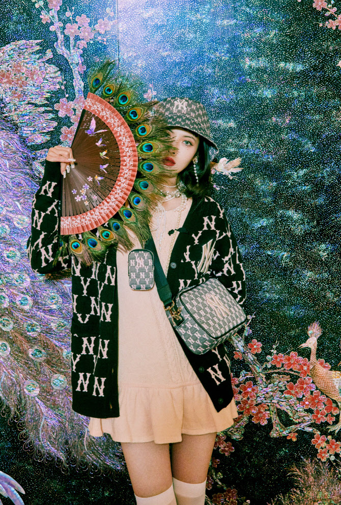  현아, 팔색조 매력                                                                                                                                                                                