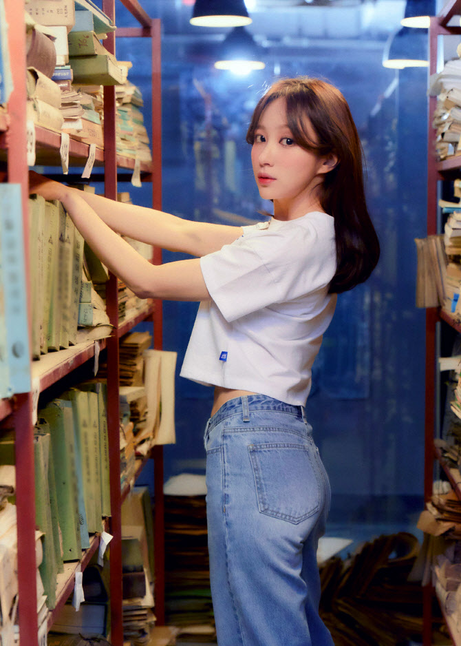 하니 화보 공개                                                                                                                                                                                    