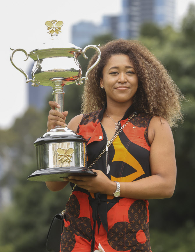 Naomi Osaka stands tall as’Tennis Empress’ from’Shame of the Family’