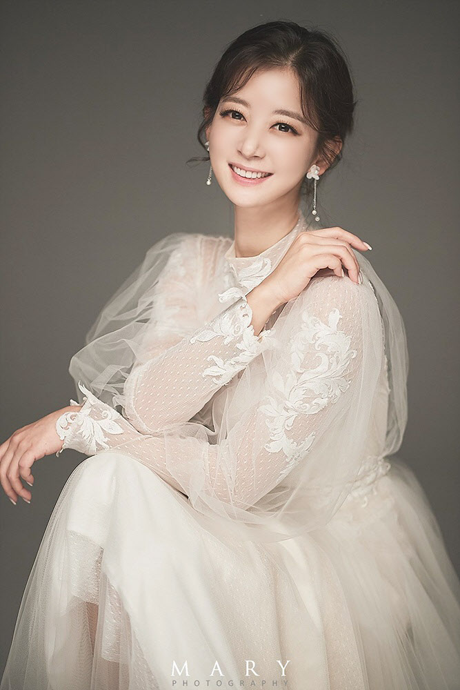 Joo Jung-kyung, married on April 11, “continues activities”[공식]