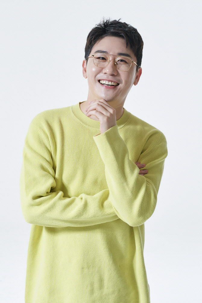 ‘Accepted for fraud’, CEO Young-Tak’s agency, “One-sided argument… We will respond legally” [종합]