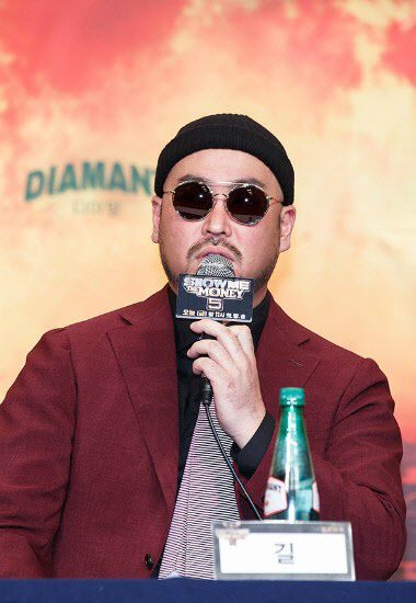 Singer Gil, sue tank for composer of’Seunghee Dis’