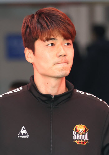 기성용측 법률대리인 "26일 안에 법적조치 돌입...말 바꾸지 말고 증거 공개하라"