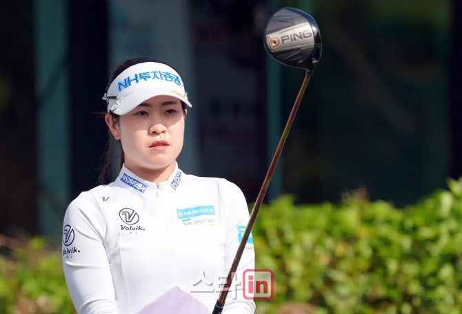  박민지 '핵심은 페어웨이 우측'                                                                                                                                                          