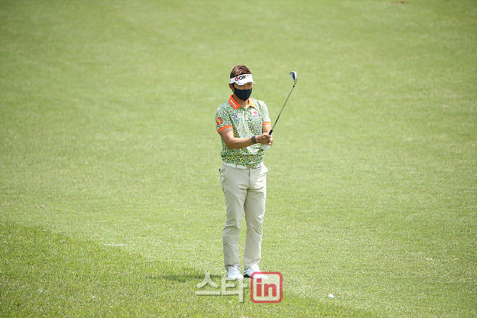  이태희 '깃발을 직접 노린다'                                                                                                                                                            